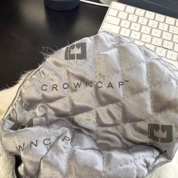 CrownCap Rabbit Fur Trapper Hat Ushanka White Winter Ski Snow Bunny Small S/P - Picture 7 of 7